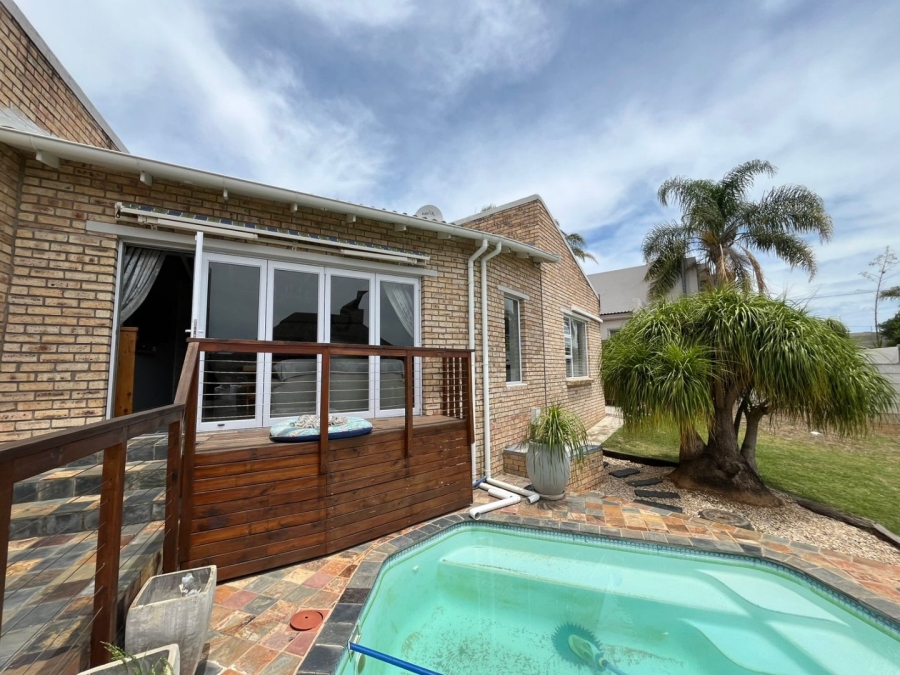 3 Bedroom Property for Sale in Vanes Estate Eastern Cape